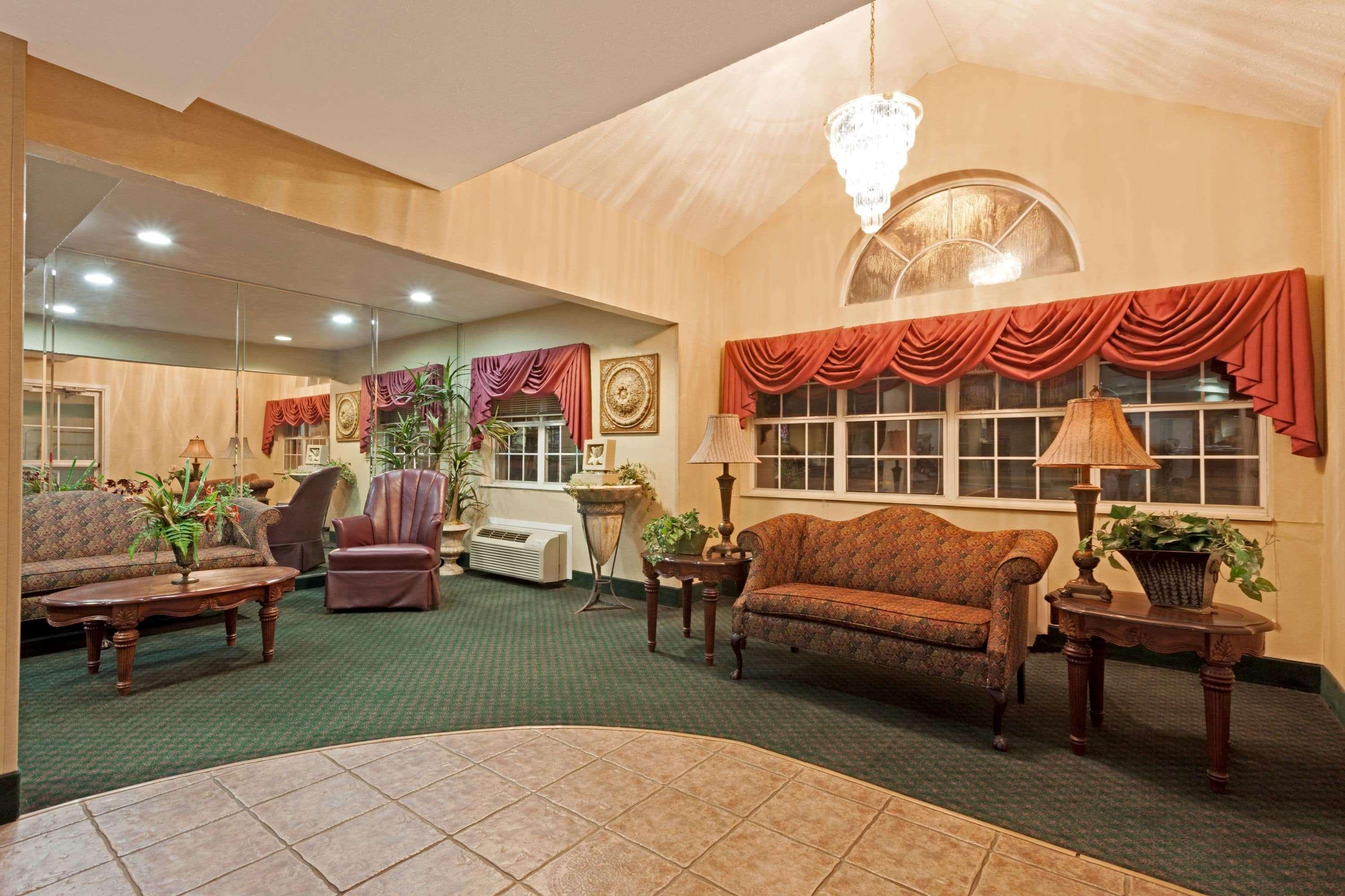 Microtel Inn & Suites By Wyndham Brandon Dış mekan fotoğraf